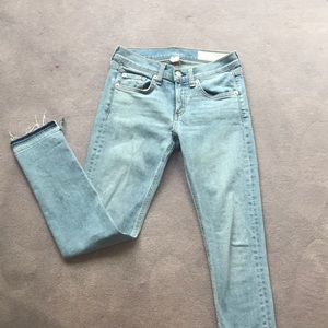 Rag and bone light release hem ankle jeans size 25